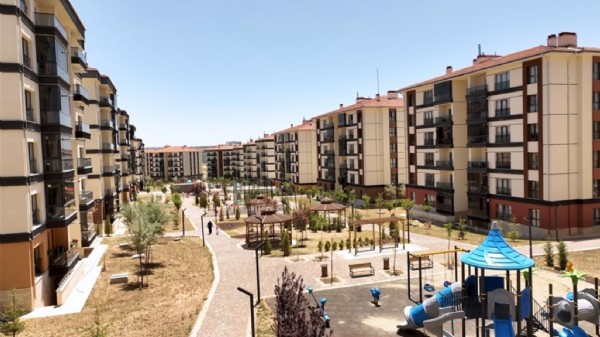 TOKİ 500 bin konut projesi başvuruları başladı! Başvuru nasıl yapılır, şartlar neler? Kimler başvuru yapabilecek? İşte ödeme planı ve kura takvimi...